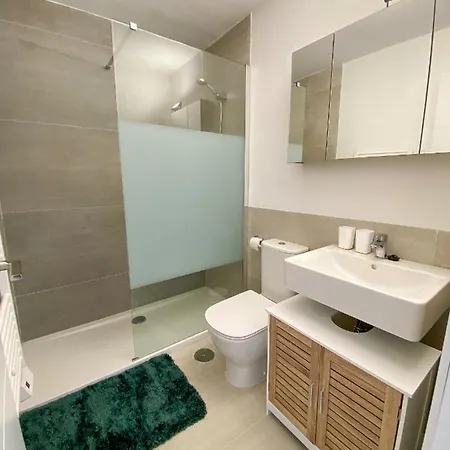 Cozy House - Sun, Parking, Wifi, Pool Apartamento